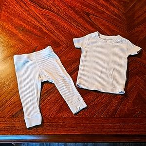Two-Piece Matching Easy-Peasy Nightie Set for Infants Sizes 9-12 Months